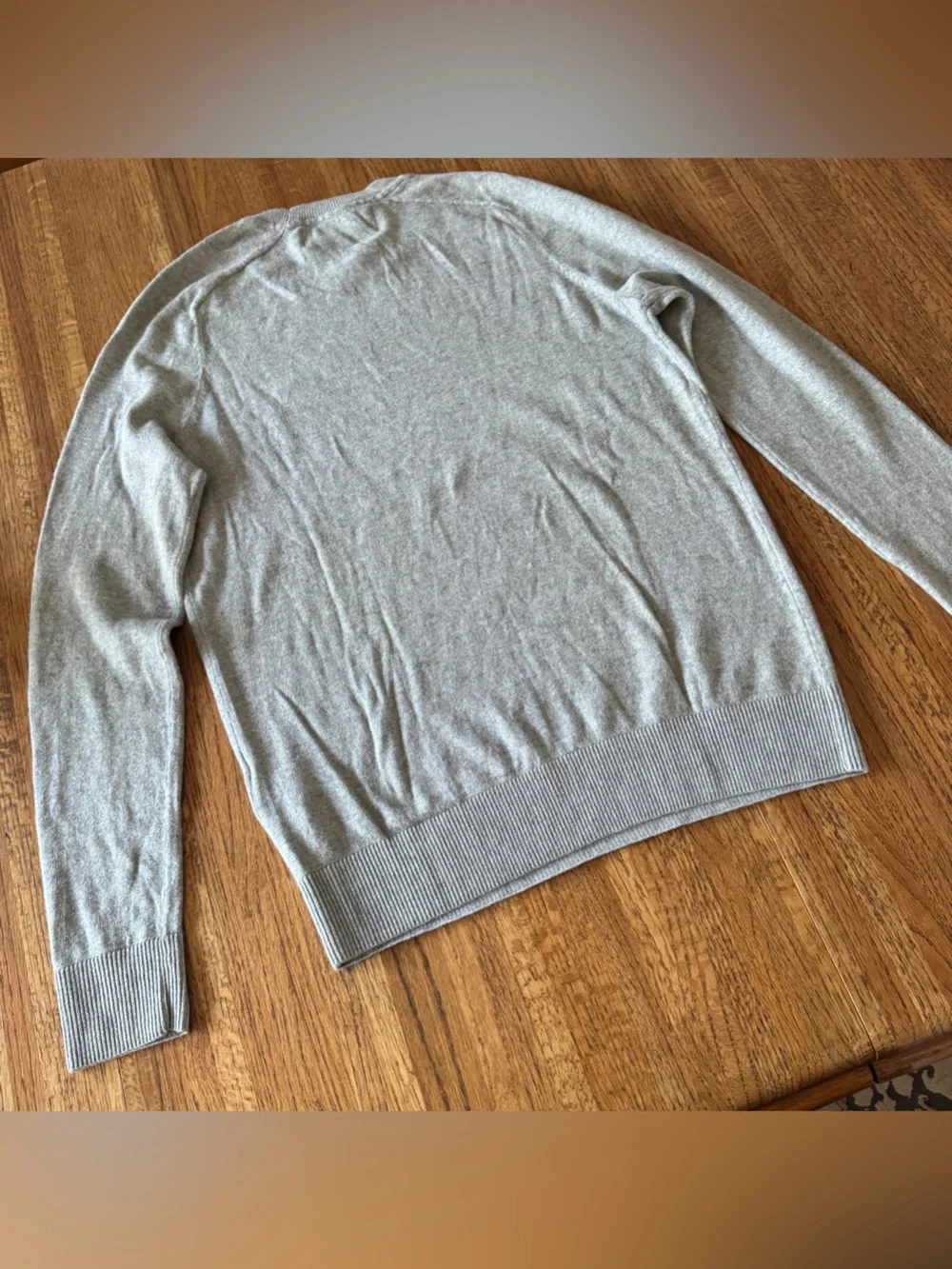 NWT Abercrombie & Fitch Soft A&F Light Grey Moose Crewneck Sweater Size Small